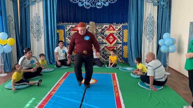 "Әкенің ақылы -асыл қазына"  Дене тәрбиесі: Алимбаева А